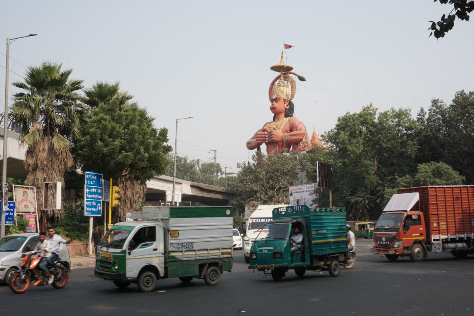 Statue mit Affengesicht in Delhi