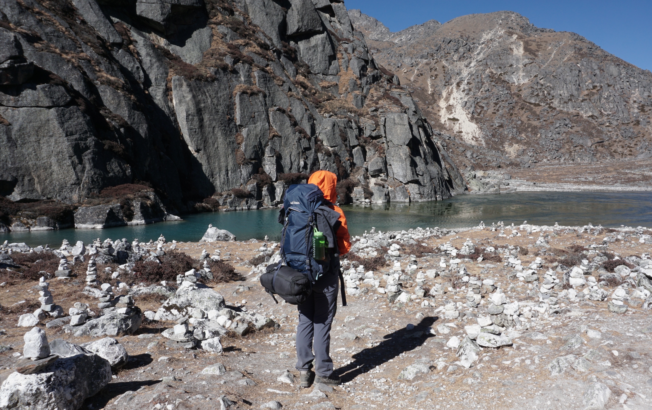 Trekking in Nepal mit Gepäck