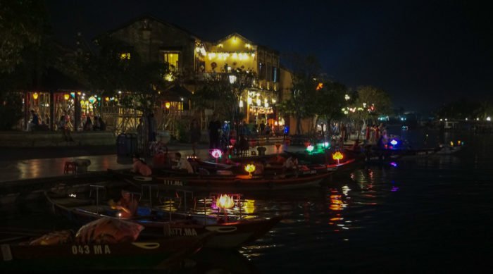 Abendstimmung am Fluss in Hoi An