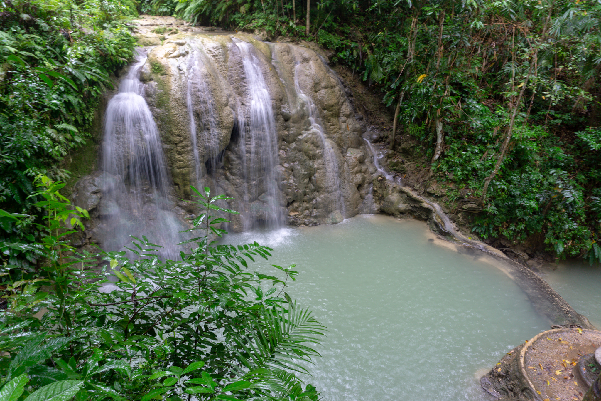 Lugnason Falls