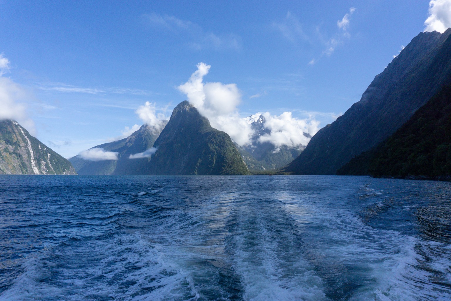 Fahrt durch den Milford Sound